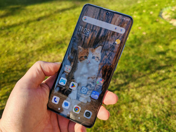 Xiaomi Redmi Note 14 Pro+ 5G güneş altında